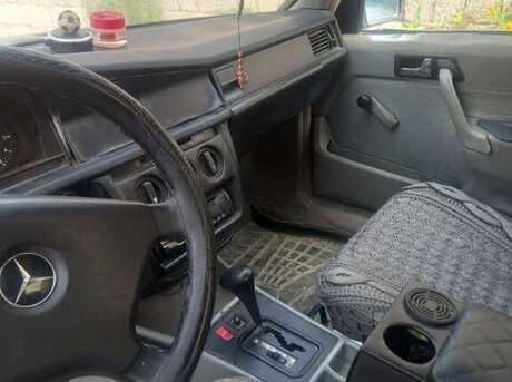 Mercedes 190 1992