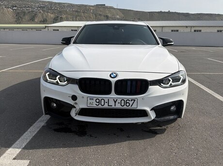 BMW 328 2015