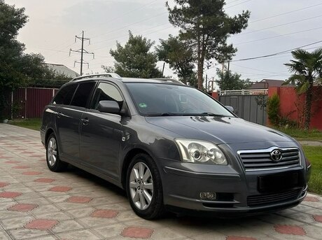 Toyota Avensis 2004