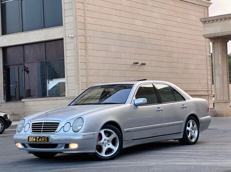 Mercedes E 240 2000