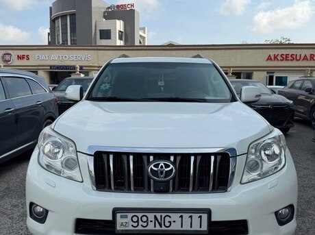Toyota Land Cruiser Prado 2013