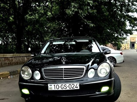 Mercedes E 270 2004