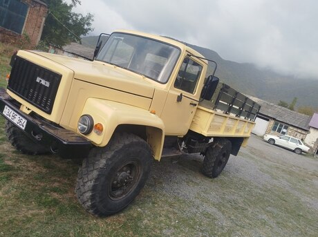 GAZ 3308 2004