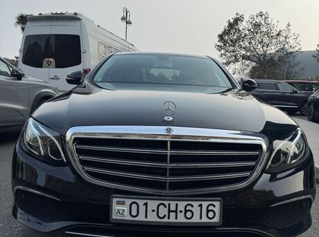 Mercedes E 300 4MATIC 2017