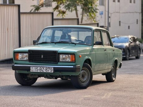 LADA (VAZ) 2107 2000