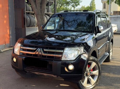 Mitsubishi Pajero 2008