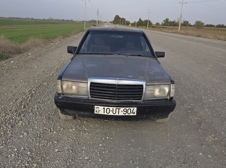 Mercedes 190 1989