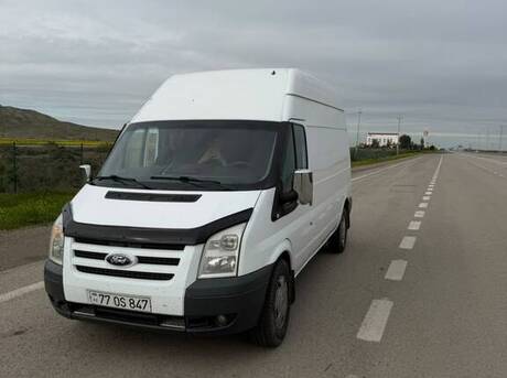 Ford Transit 2011