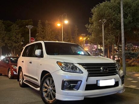 Lexus LX 570 2010