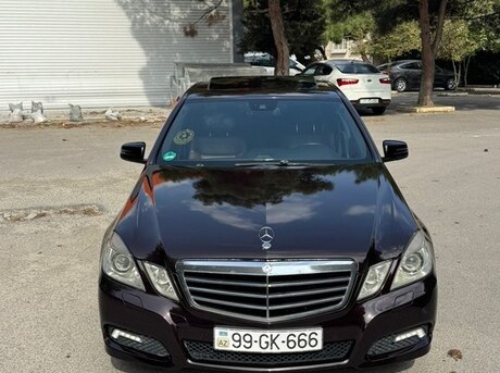 Mercedes E 220 2010