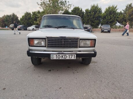 LADA (VAZ) 2107 2000