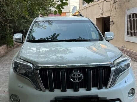 Toyota Land Cruiser Prado 2013