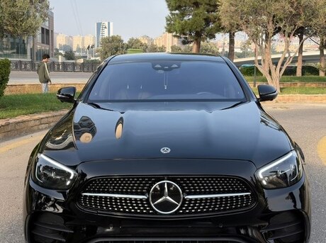 Mercedes E 300 2023