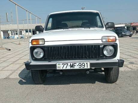 LADA (VAZ) Niva 2013