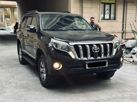 Toyota Land Cruiser Prado 2014