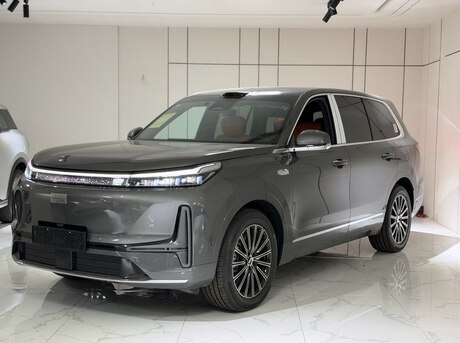 Geely  2025