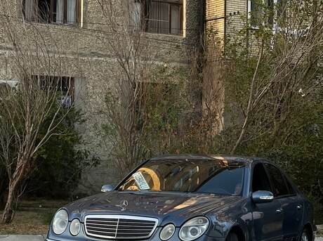 Mercedes E 220 2004