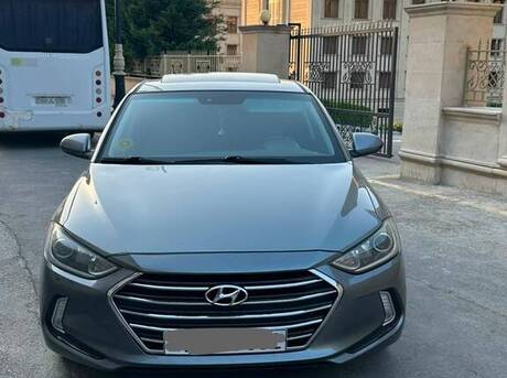 Hyundai Elantra 2017