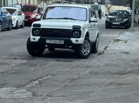LADA (VAZ) Niva 2015