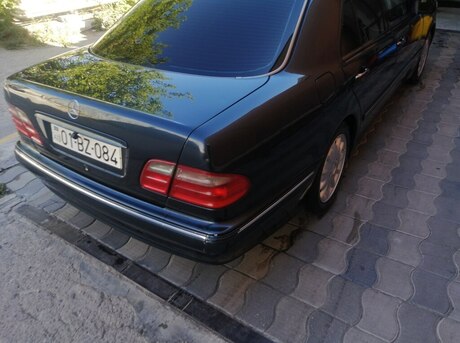 Mercedes E 200 2000