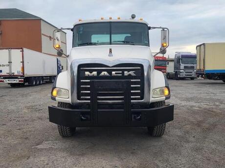 Mack  2008