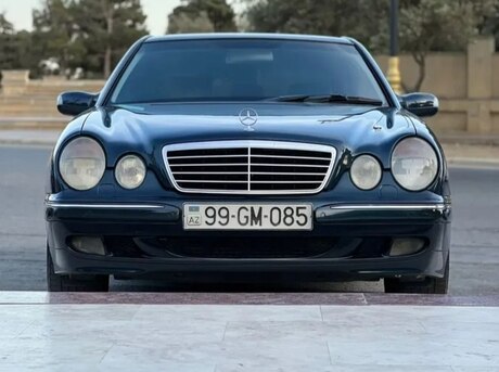 Mercedes E 270 2001