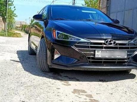 Hyundai Elantra 2018