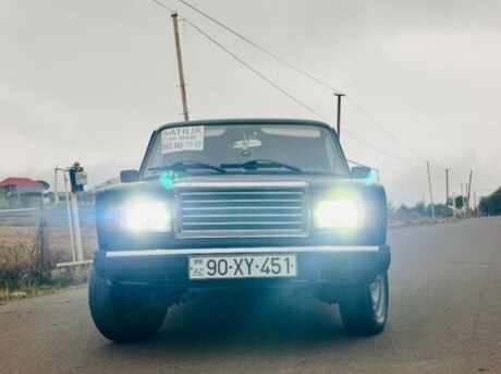 LADA (VAZ) 2107 2010