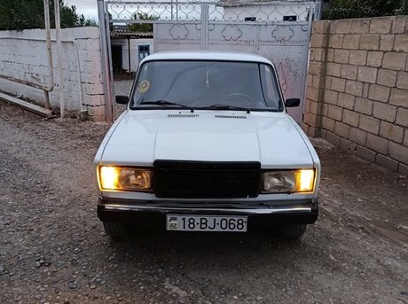 LADA (VAZ) 2107 1990