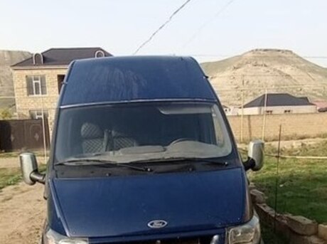 Ford Transit 2000