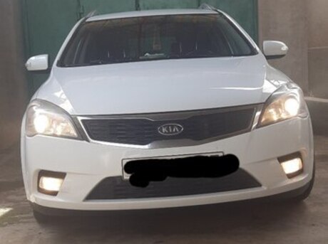 Kia  2011