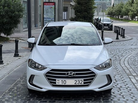 Hyundai Elantra 2017
