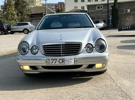 Mercedes E 220 1999