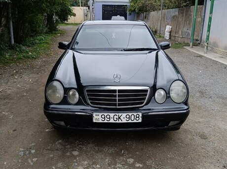 Mercedes E 220 2000