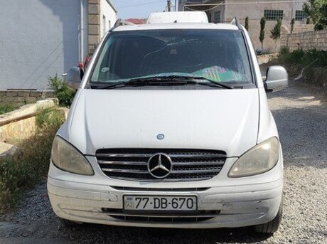 Mercedes  2004