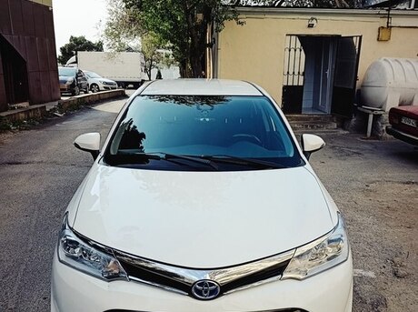 Toyota Corolla Fielder 2016