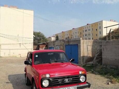 LADA (VAZ) Niva 1995
