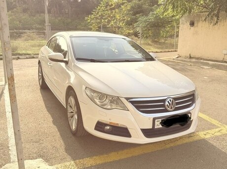 Volkswagen Passat CC 2011