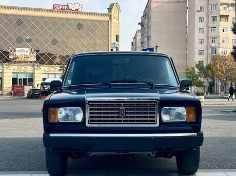LADA (VAZ) 2107 2001
