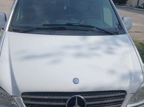 Mercedes  2008