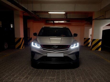 Geely Coolray 2022