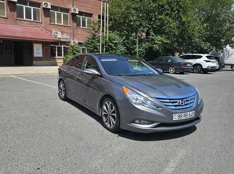 Hyundai Sonata 2012