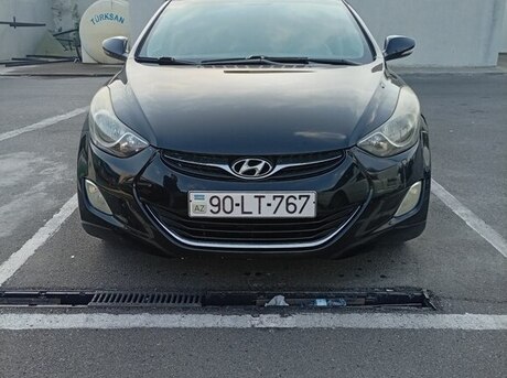 Hyundai Elantra 2011