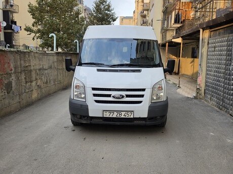 Ford Transit 2011