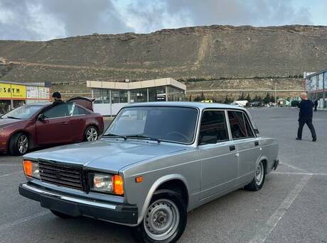 LADA (VAZ) 2107 2010