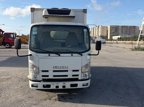 Isuzu NMR 85 H 2014