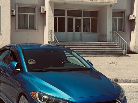 Hyundai Elantra 2017