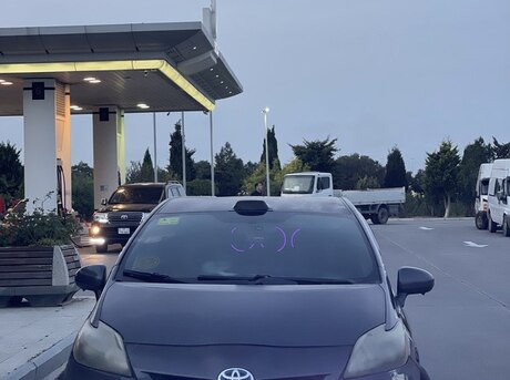 Toyota Prius 2012