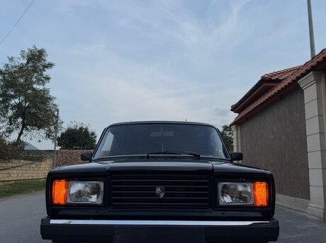 LADA (VAZ) 2107 2011