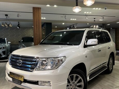 Toyota Land Cruiser 2010